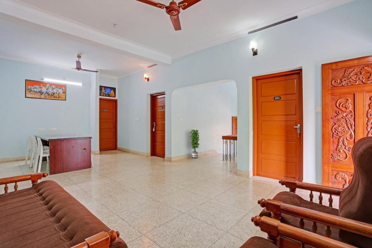 تريفِندرم Flagship Hotel Adara Residency المظهر الخارجي الصورة