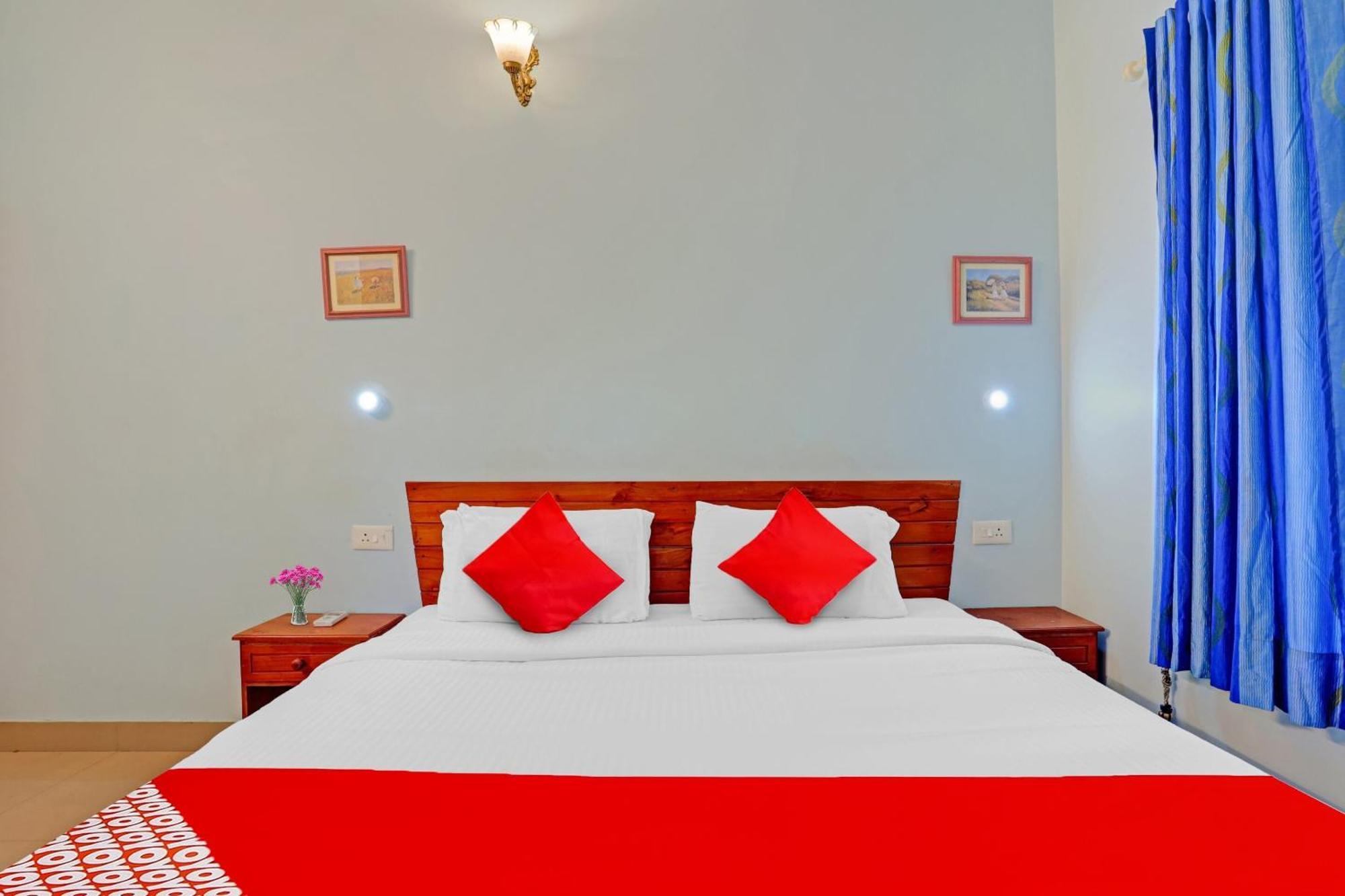 تريفِندرم Flagship Hotel Adara Residency المظهر الخارجي الصورة